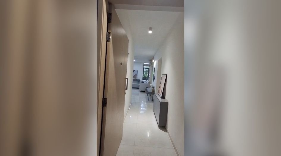 Rohan-Abhilasha-Internal-Gallery-Entrance